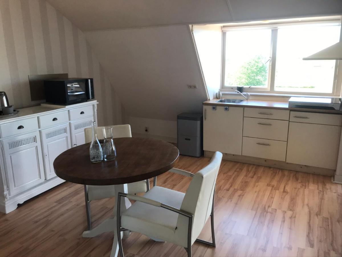 In De Gele Hoed Mooie Appartementen Met Fantastisch Uitzicht Zonnemaire Exterior photo