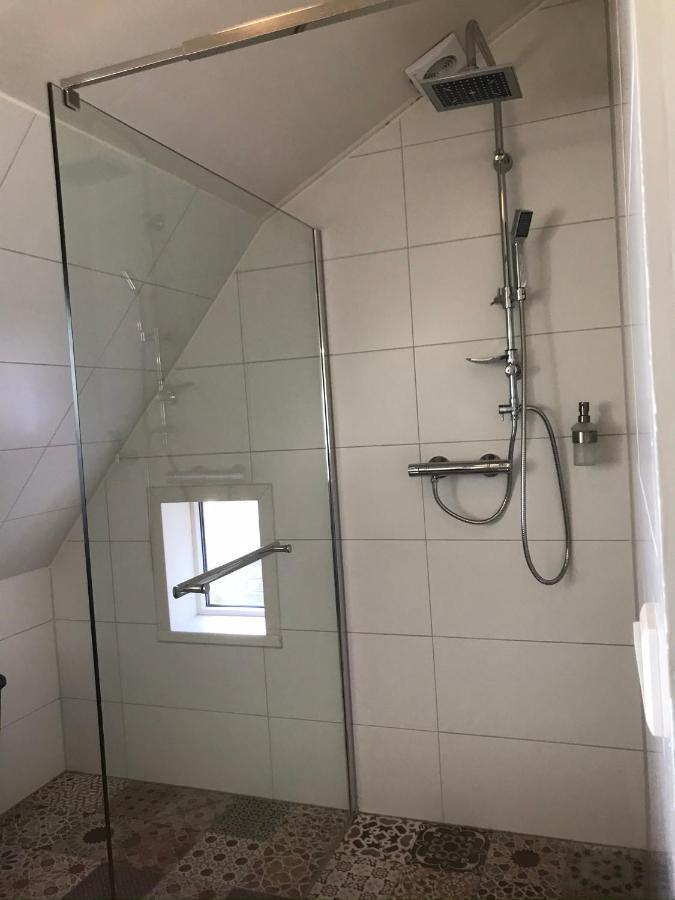 In De Gele Hoed Mooie Appartementen Met Fantastisch Uitzicht Zonnemaire Exterior photo